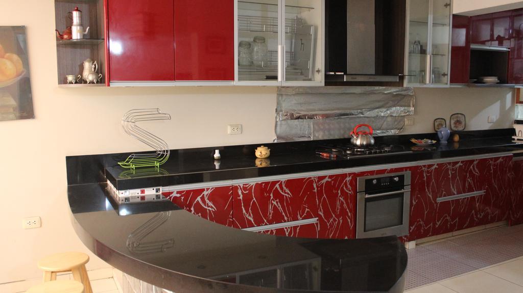 Taytaypa Rooms & Apartments Lima Airport Экстерьер фото