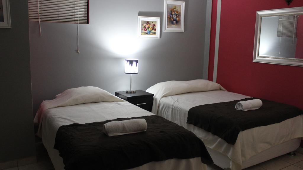 Taytaypa Rooms & Apartments Lima Airport Экстерьер фото