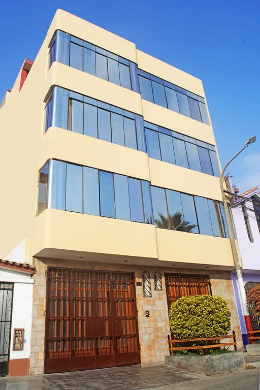 Taytaypa Rooms & Apartments Lima Airport Экстерьер фото