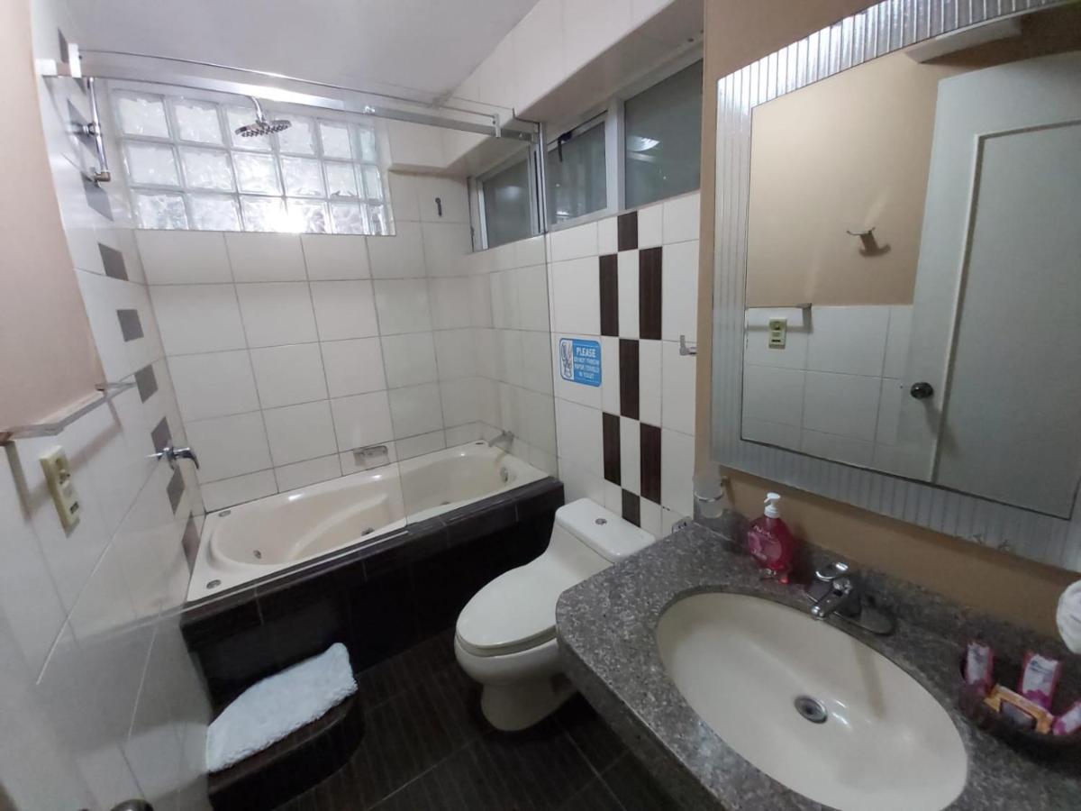 Taytaypa Rooms & Apartments Lima Airport Экстерьер фото
